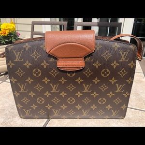 Louis Vuitton Monogram Courcelles handbag